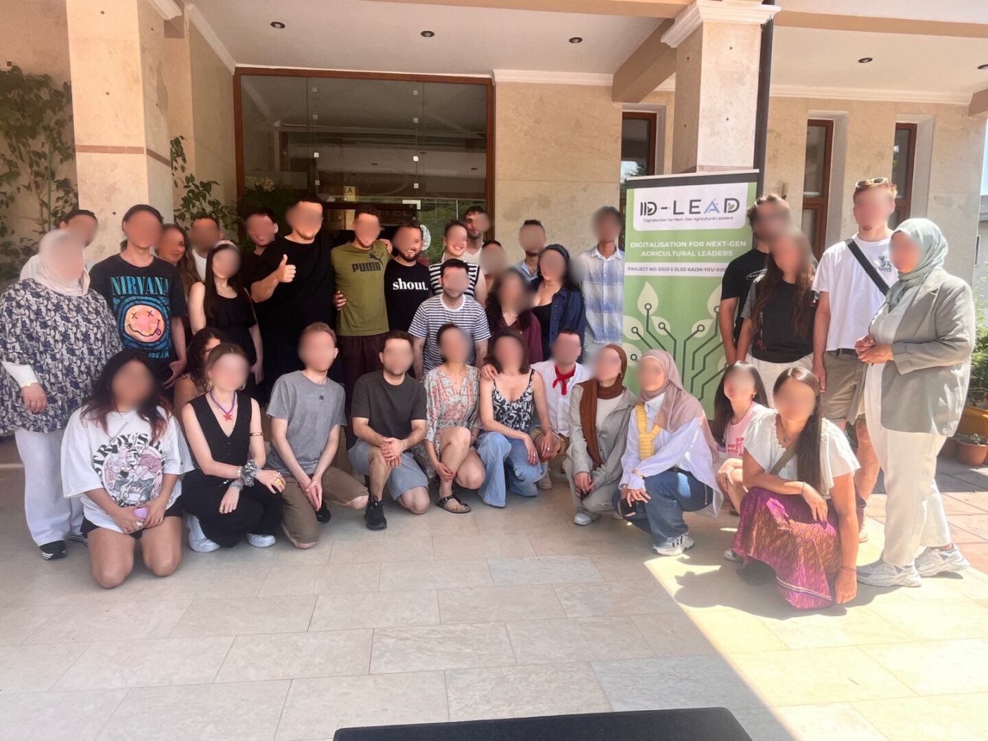 1f68fdc8-3a2e-4010-b434-95a330e1b89c (1)